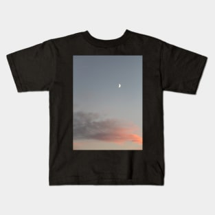 Irish Skies - Half moon Kids T-Shirt